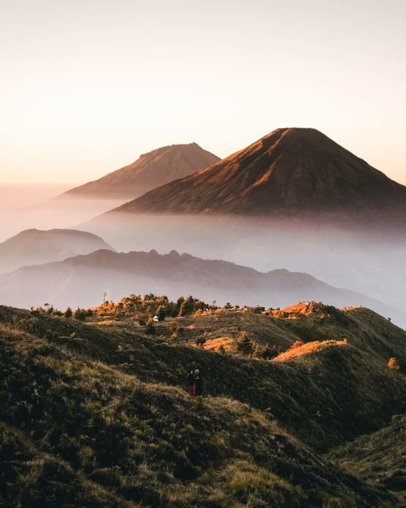 gunung prau keindahannya